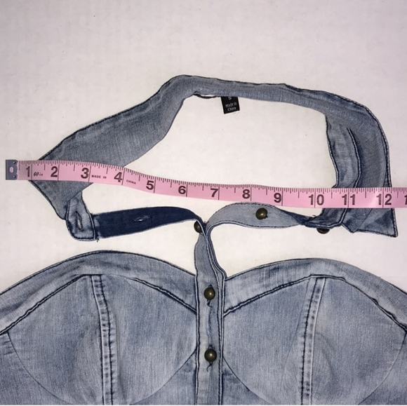 LOVE CULTURE Backless Front Tie Crop Top - Picture 1 of 10